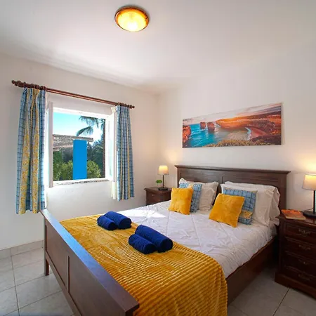 וילה Fernandes By Interhome *